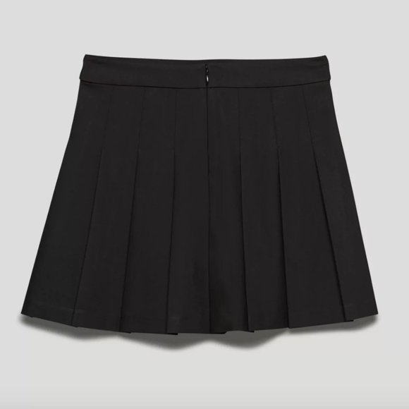 LIKE NEW Aritzia Sunday Best Olive Skirt - Picture 2 of 4